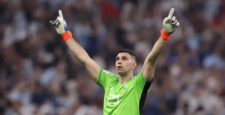 开云德转预测：2026世界杯阿根廷433阵容，身价4.71亿欧，梅西领啣(xián)