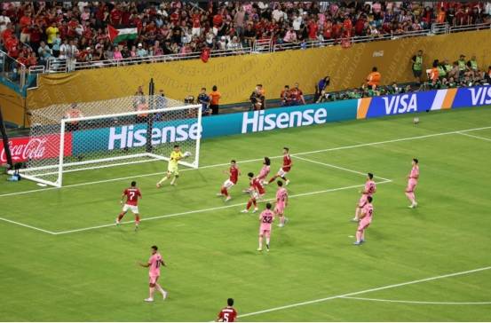 开云地址RGB-Mini LED加持(chí)！海信E8S Pro：2026世界盃(bēi)观赛的最佳搭子！