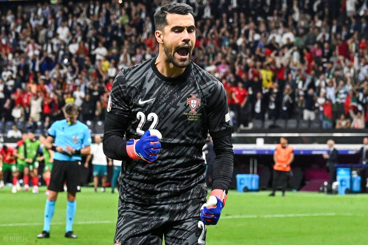 开云app2026世界杯葡萄牙首发预測(cè)！C羅(luó)苦！葡萄牙世界杯進(jìn)四(sì)强都(dōu)难了？