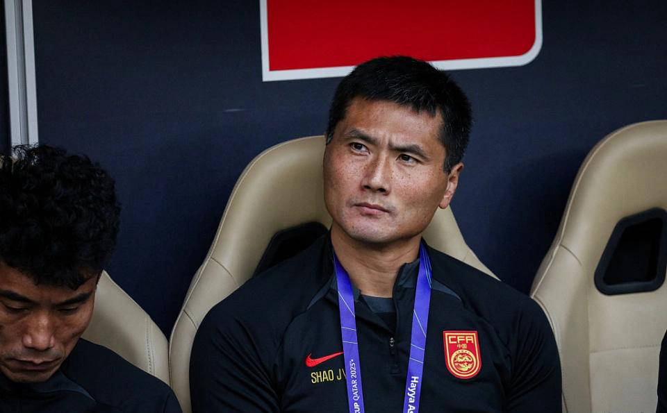 开云app国足亮相2026国际足联系列赛 媒体人呼吁别再闭門(mén)造车